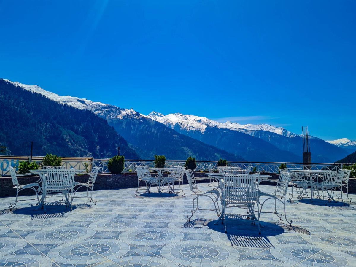 hotel sky mountain view manali